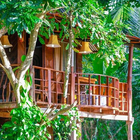 سيغيرِيا Experience The Comforts Of An Amazing Treehouse المظهر الخارجي الصورة