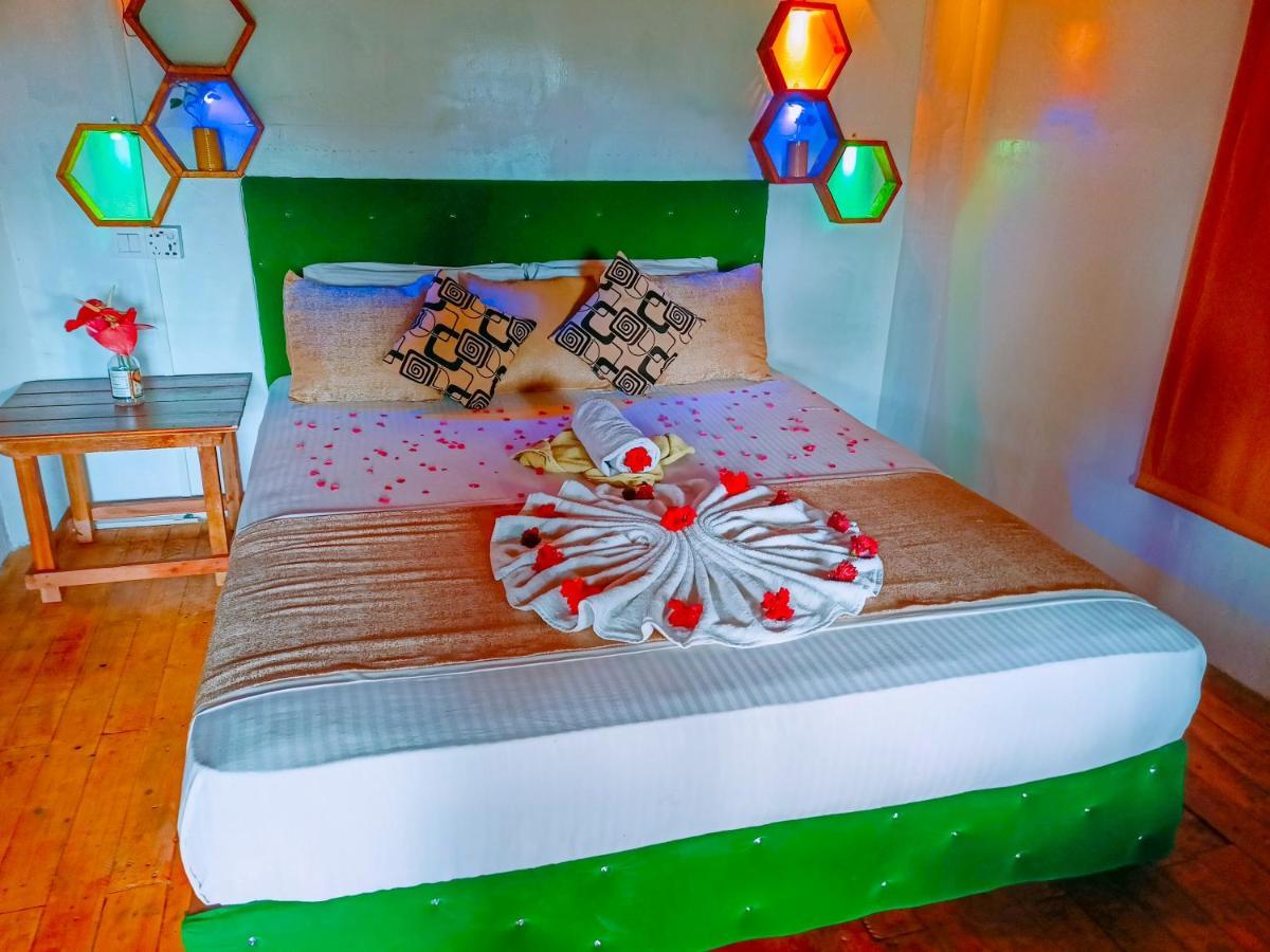 سيغيرِيا Experience The Comforts Of An Amazing Treehouse المظهر الخارجي الصورة